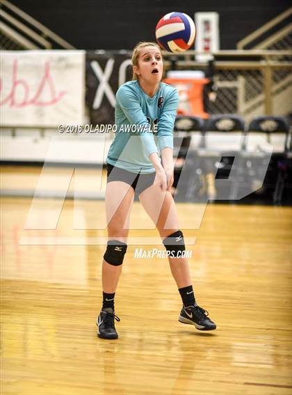 Thumbnail 1 in Kaufman vs. Princeton (UIL 4A Bi-District Playoff) photogallery.