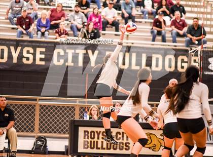 Thumbnail 2 in Kaufman vs. Princeton (UIL 4A Bi-District Playoff) photogallery.
