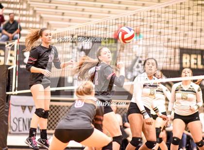 Thumbnail 3 in Kaufman vs. Princeton (UIL 4A Bi-District Playoff) photogallery.