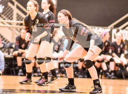 Thumbnail 3 in Kaufman vs. Princeton (UIL 4A Bi-District Playoff) photogallery.