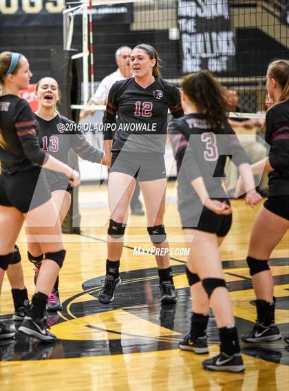 Thumbnail 1 in Kaufman vs. Princeton (UIL 4A Bi-District Playoff) photogallery.