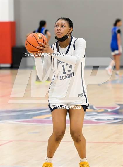 Thumbnail 3 in Shabach Christian Academy vs. Grind Prep (Nike Tournament of Champions) photogallery.