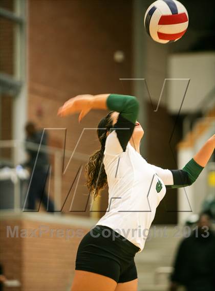 Thumbnail 1 in Wylie Vs Waxahachie (UIL 4A Regional Quarterfinal) photogallery.