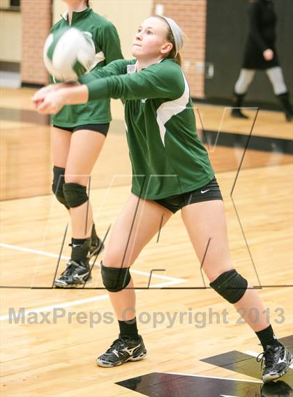 Thumbnail 2 in Wylie Vs Waxahachie (UIL 4A Regional Quarterfinal) photogallery.