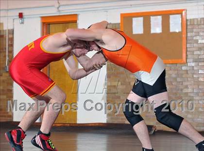 Thumbnail 1 in Murphysboro @ Mt. Vernon photogallery.