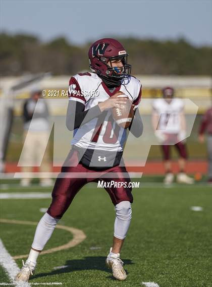 Thumbnail 2 in William Floyd @ Walt Whitman (Conference I Championship) photogallery.