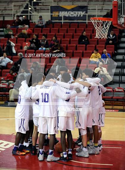 Thumbnail 2 in Bishop Loughlin vs. Cardinal Hayes (CHSAA Intersectional Semifinal Playoff) photogallery.