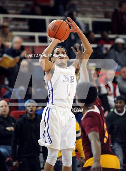 Thumbnail 1 in Bishop Loughlin vs. Cardinal Hayes (CHSAA Intersectional Semifinal Playoff) photogallery.