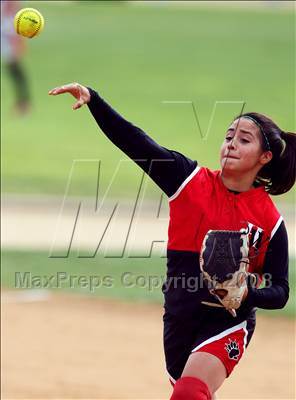 Thumbnail 1 in Harvard-Westlake @ Chaminade photogallery.