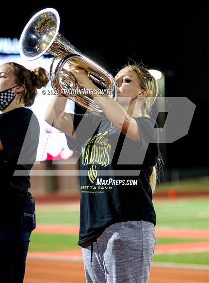 Thumbnail 2 in Gunter vs. Henrietta (UIL 3A D2 Area) photogallery.