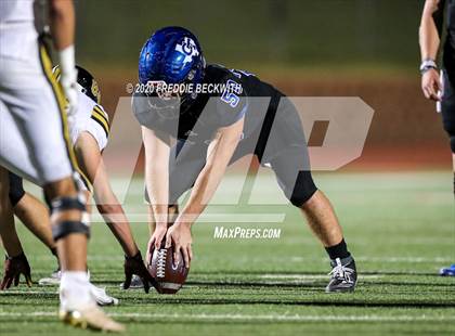 Thumbnail 2 in Gunter vs. Henrietta (UIL 3A D2 Area) photogallery.