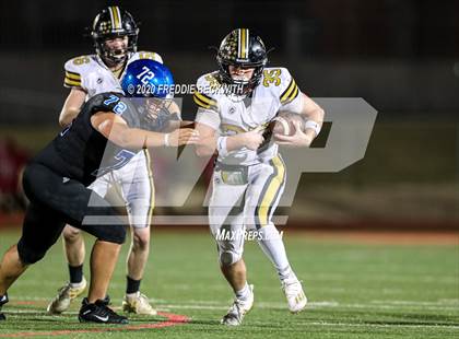 Thumbnail 3 in Gunter vs. Henrietta (UIL 3A D2 Area) photogallery.