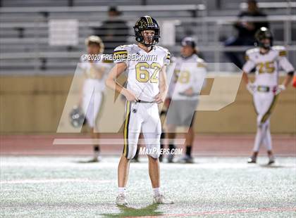 Thumbnail 2 in Gunter vs. Henrietta (UIL 3A D2 Area) photogallery.