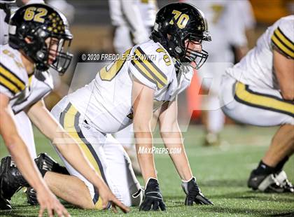 Thumbnail 2 in Gunter vs. Henrietta (UIL 3A D2 Area) photogallery.