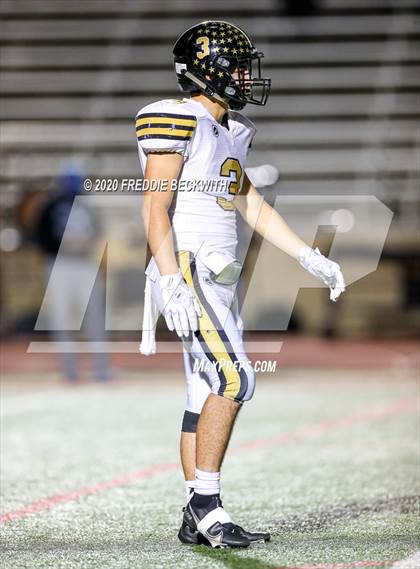 Thumbnail 1 in Gunter vs. Henrietta (UIL 3A D2 Area) photogallery.