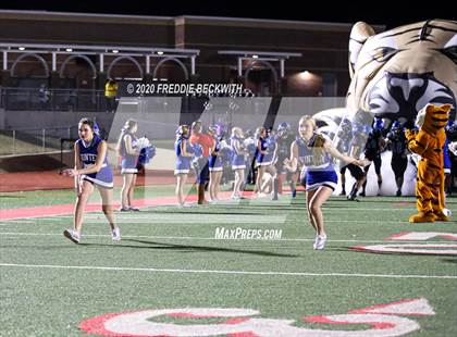 Thumbnail 3 in Gunter vs. Henrietta (UIL 3A D2 Area) photogallery.