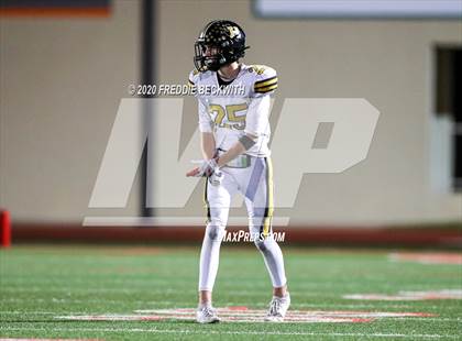 Thumbnail 1 in Gunter vs. Henrietta (UIL 3A D2 Area) photogallery.