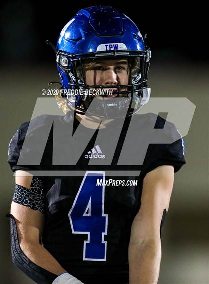 Thumbnail 2 in Gunter vs. Henrietta (UIL 3A D2 Area) photogallery.