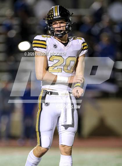 Thumbnail 3 in Gunter vs. Henrietta (UIL 3A D2 Area) photogallery.