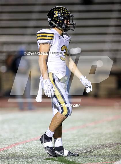 Thumbnail 2 in Gunter vs. Henrietta (UIL 3A D2 Area) photogallery.