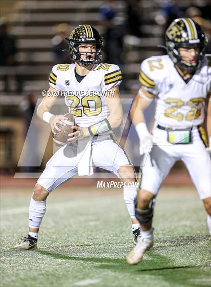 Thumbnail 1 in Gunter vs. Henrietta (UIL 3A D2 Area) photogallery.