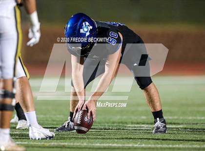 Thumbnail 1 in Gunter vs. Henrietta (UIL 3A D2 Area) photogallery.