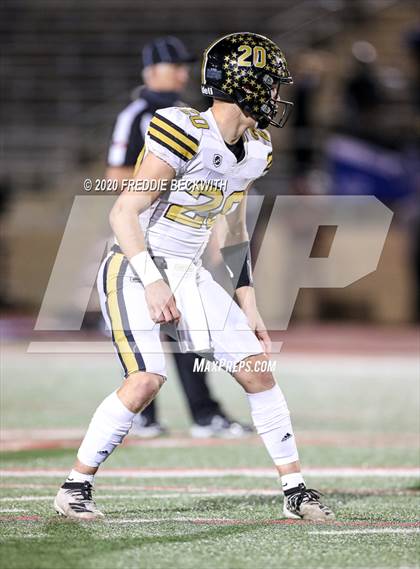 Thumbnail 2 in Gunter vs. Henrietta (UIL 3A D2 Area) photogallery.