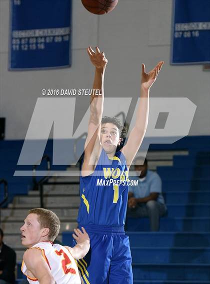 Thumbnail 3 in Wood vs. Chico (Les Curry Invitational) photogallery.
