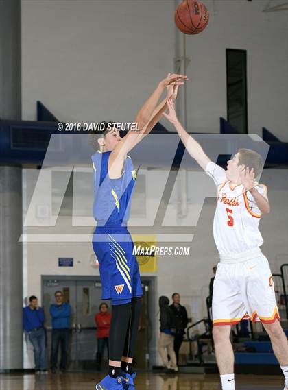 Thumbnail 2 in Wood vs. Chico (Les Curry Invitational) photogallery.