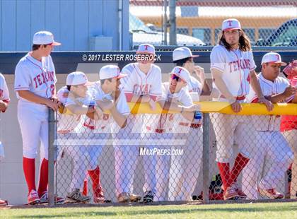 Thumbnail 2 in Floresville vs. Ray (UIL 5A Bi-district Playoffs) photogallery.