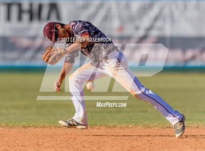 Thumbnail 1 in Floresville vs. Ray (UIL 5A Bi-district Playoffs) photogallery.