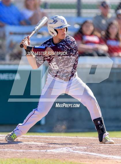 Thumbnail 1 in Floresville vs. Ray (UIL 5A Bi-district Playoffs) photogallery.