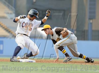 Thumbnail 2 in Temecula Valley vs. Cypress (CIF-SS D2 Final) photogallery.