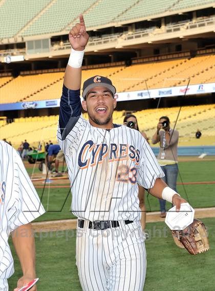 Thumbnail 2 in Temecula Valley vs. Cypress (CIF-SS D2 Final) photogallery.