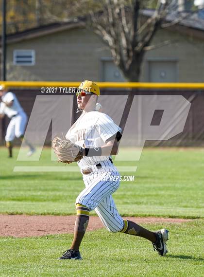 Thumbnail 3 in Park Tudor @ Speedway photogallery.