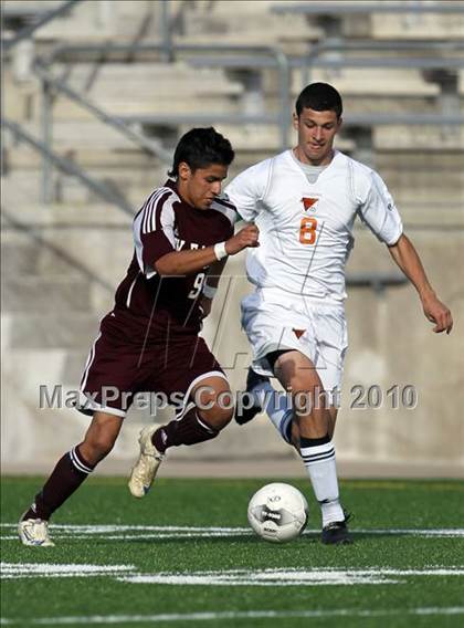 Thumbnail 3 in Westwood vs Cy-Fair (5A Bi-District) photogallery.