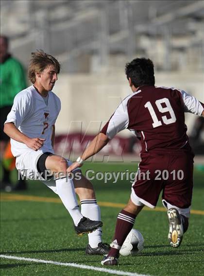 Thumbnail 3 in Westwood vs Cy-Fair (5A Bi-District) photogallery.