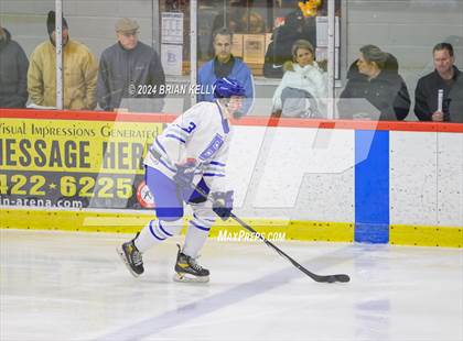 Thumbnail 2 in Archbishop Williams @ Braintree (Holiday Classic Consolation Game) photogallery.