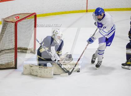 Thumbnail 3 in Archbishop Williams @ Braintree (Holiday Classic Consolation Game) photogallery.
