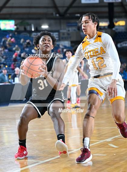Thumbnail 2 in O'Dea vs. Mountlake Terrace (WIAA State Quarterfinal) photogallery.