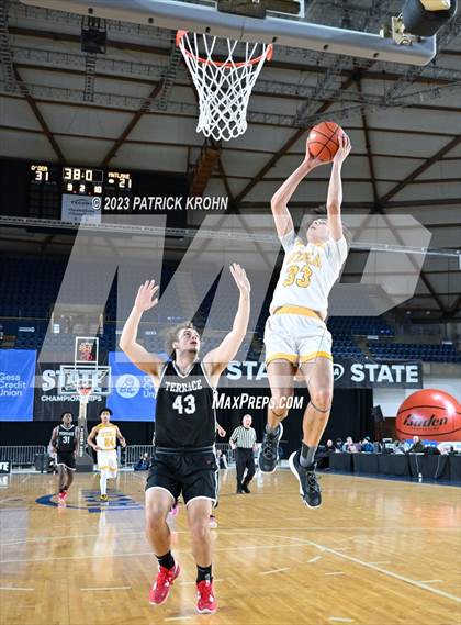 Thumbnail 3 in O'Dea vs. Mountlake Terrace (WIAA State Quarterfinal) photogallery.