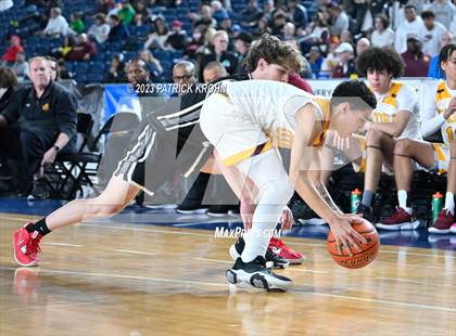 Thumbnail 2 in O'Dea vs. Mountlake Terrace (WIAA State Quarterfinal) photogallery.