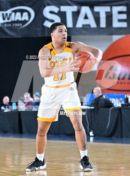 Thumbnail 2 in O'Dea vs. Mountlake Terrace (WIAA State Quarterfinal) photogallery.