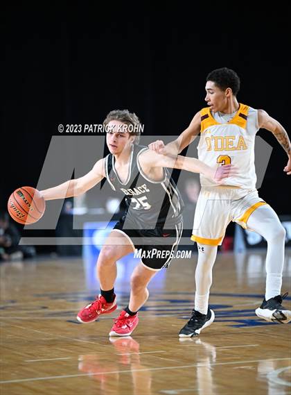 Thumbnail 3 in O'Dea vs. Mountlake Terrace (WIAA State Quarterfinal) photogallery.