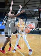Photo from the gallery "O'Dea vs. Mountlake Terrace (WIAA State Quarterfinal)"