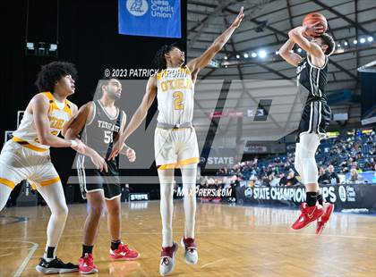 Thumbnail 3 in O'Dea vs. Mountlake Terrace (WIAA State Quarterfinal) photogallery.