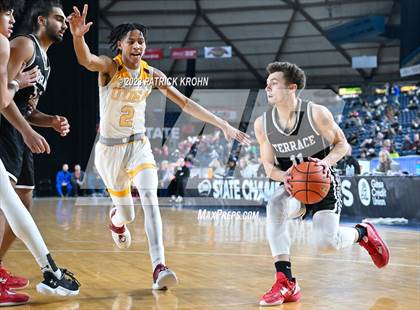 Thumbnail 2 in O'Dea vs. Mountlake Terrace (WIAA State Quarterfinal) photogallery.