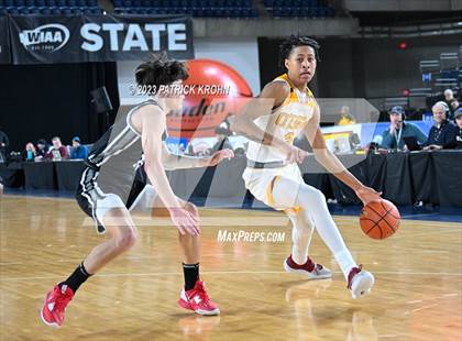 Thumbnail 1 in O'Dea vs. Mountlake Terrace (WIAA State Quarterfinal) photogallery.