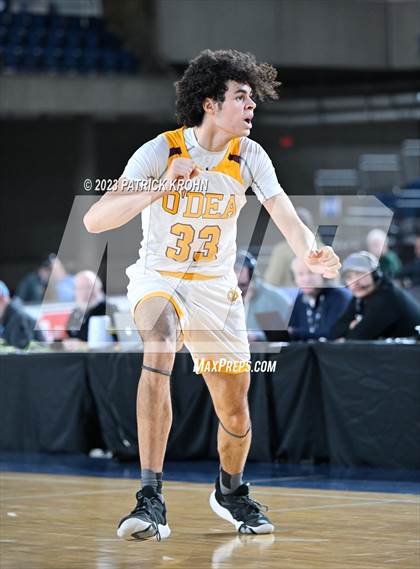 Thumbnail 2 in O'Dea vs. Mountlake Terrace (WIAA State Quarterfinal) photogallery.