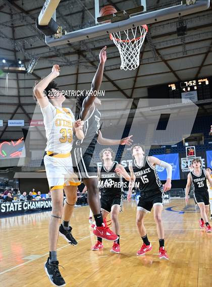 Thumbnail 3 in O'Dea vs. Mountlake Terrace (WIAA State Quarterfinal) photogallery.